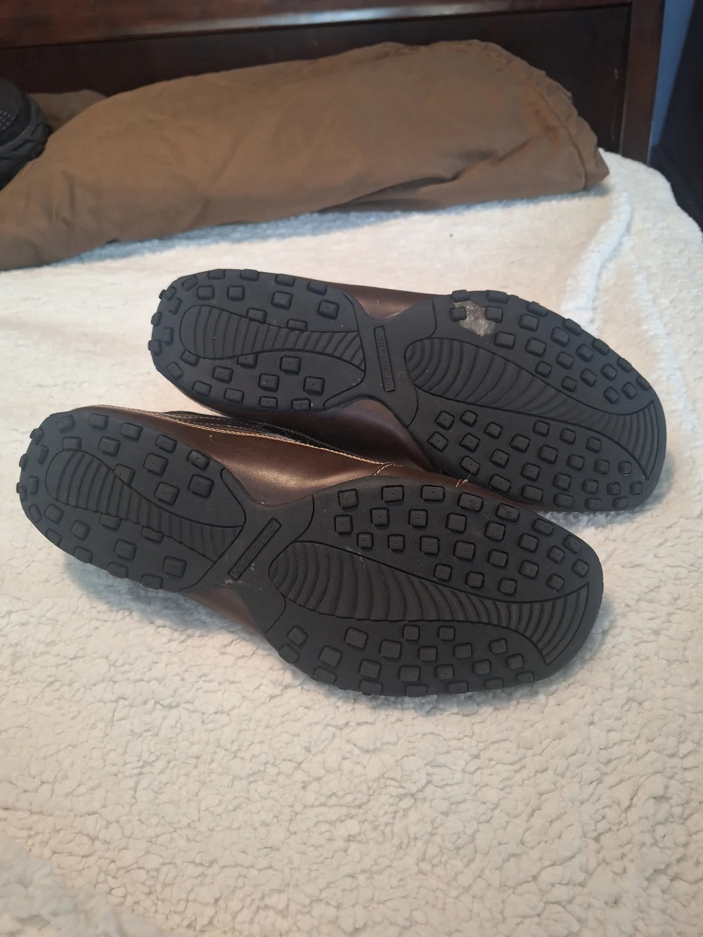 Men's Brown Casual Lace-Up Sneakers - Picture 4 of 5